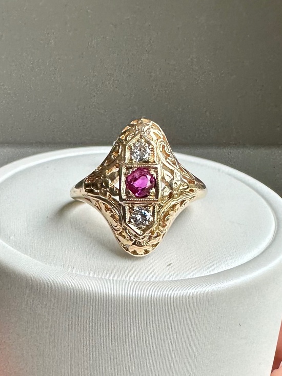 Estate Jewelry - ✨ Vintage 1920s 14k Yellow Gold Ruby & Diamond Navette Filigree Ring ✨ size 6